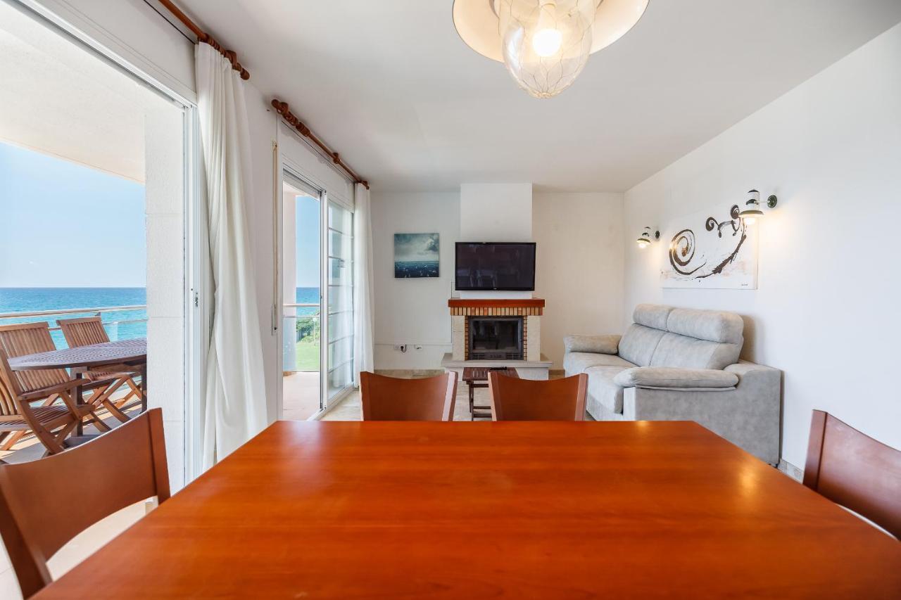 Uhc Arinsal Family Complex Apartment Салоу Екстериор снимка