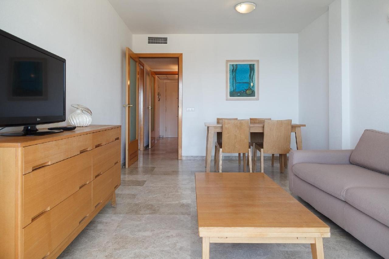 Uhc Arinsal Family Complex Apartment Салоу Стая снимка