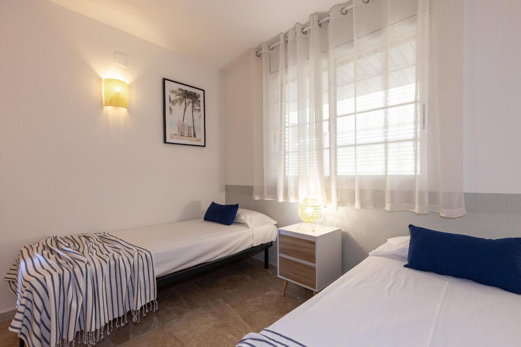 Uhc Arinsal Family Complex Apartment Салоу Екстериор снимка