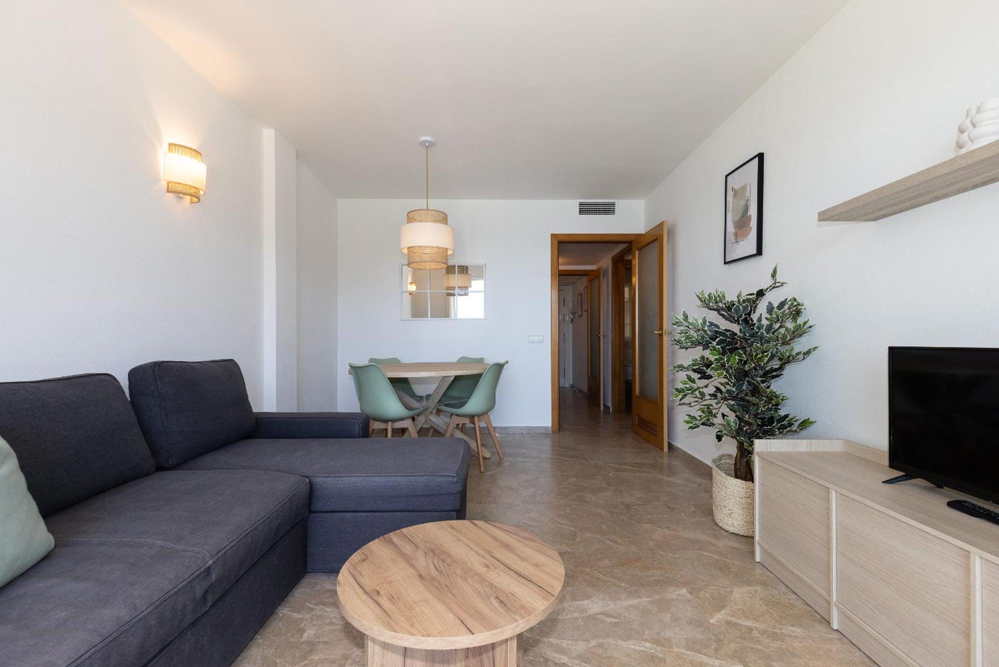 Uhc Arinsal Family Complex Apartment Салоу Екстериор снимка